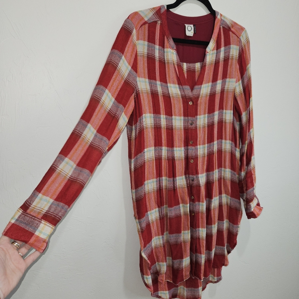 Anthropologie Akemi + Kin Tunic Red Plaid Womens Size Medium Rayon & Wool - Picture 3 of 12